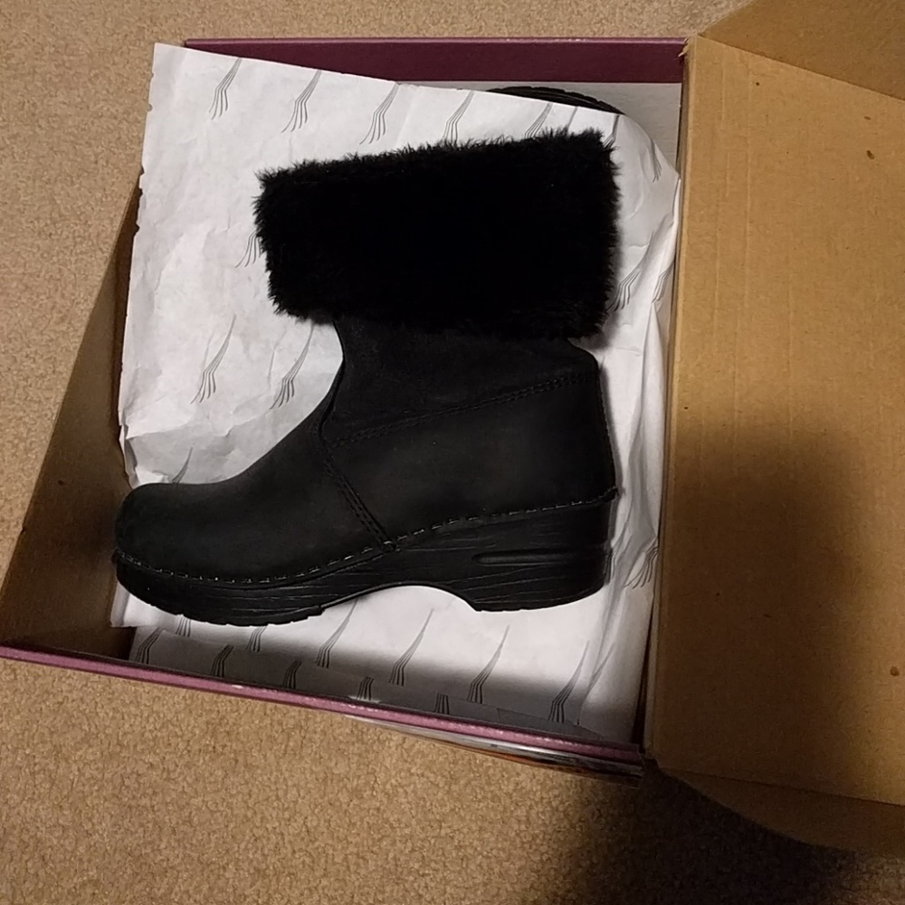 Sanita (Dansko) winter clogs